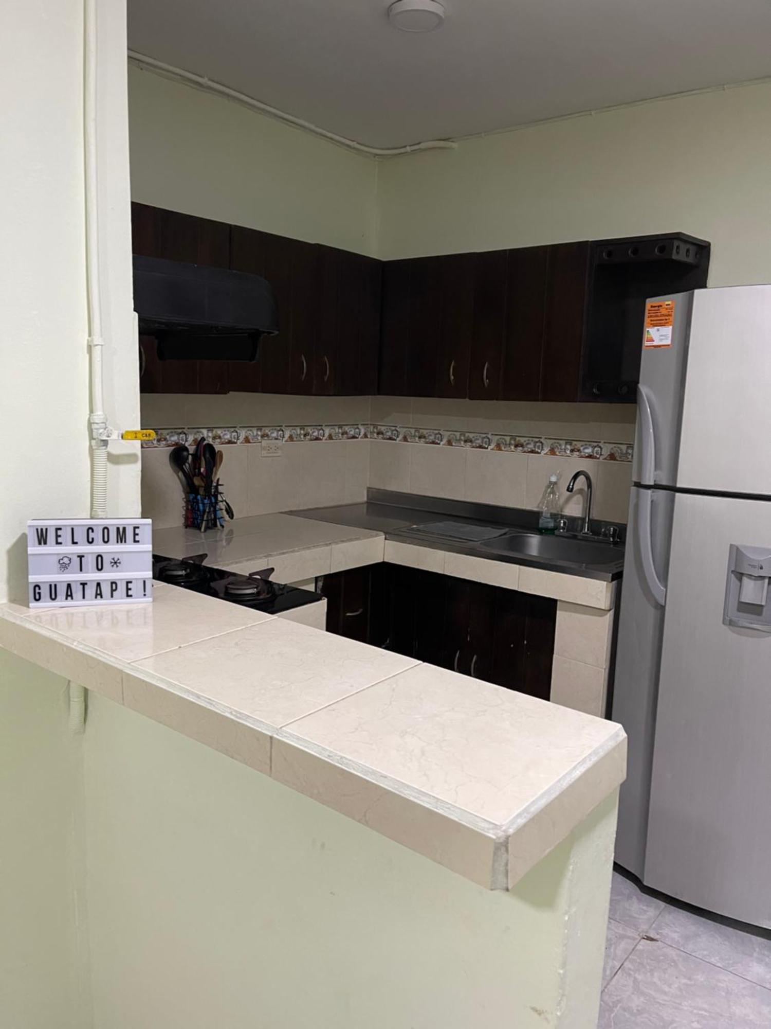 Apartamento Plazoleta De Colores Apartment Guatape Luaran gambar